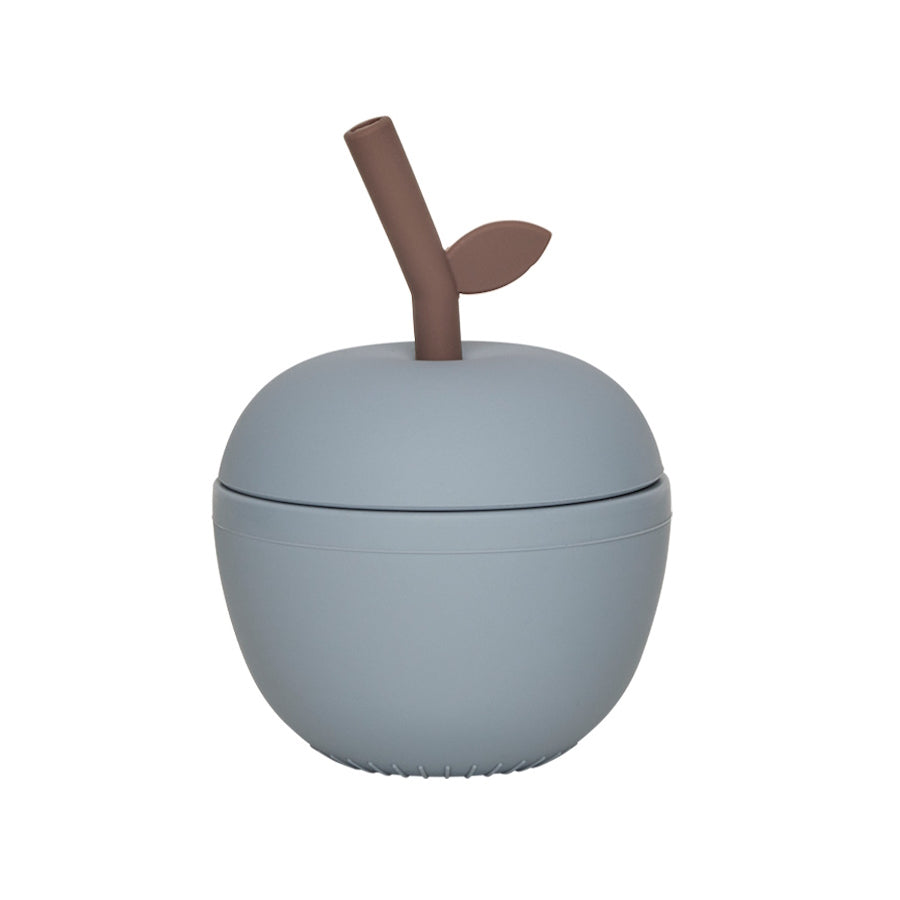 Silicone cup with straw