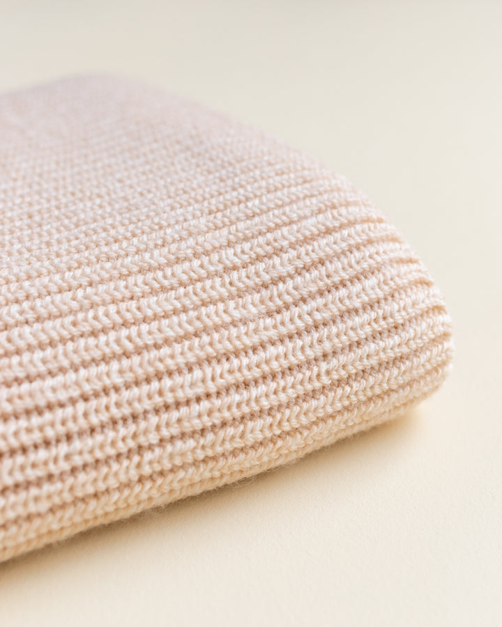 Hvid Knitwear organic merino wool baby kids blanket Anita large textured  apricot off-white sand beige neutral  for newborn