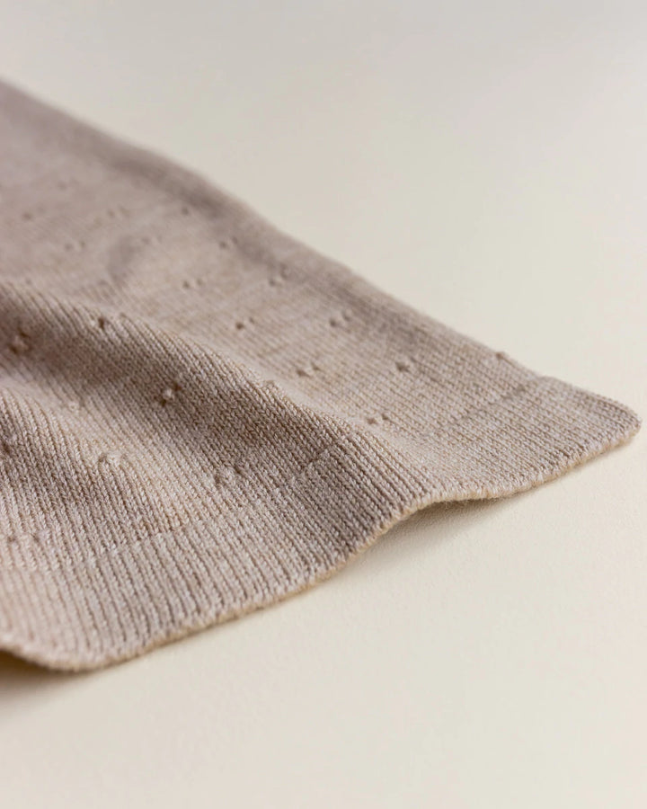 Hvid Knitwear organic merino wool baby kids blanket Edie pattern large textured  off-white sand beige neutral  for newborn