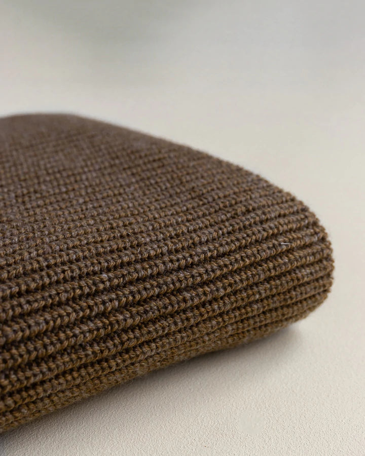 Hvid Knitwear organic merino wool baby kids blanket Edie pattern large rib  brown walnut for newborn