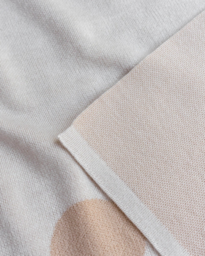 Hvid Knitwear organic merino wool baby kids blanket Edie pattern large polkadot in oat beige sand neutral apricot pink blush for newborn