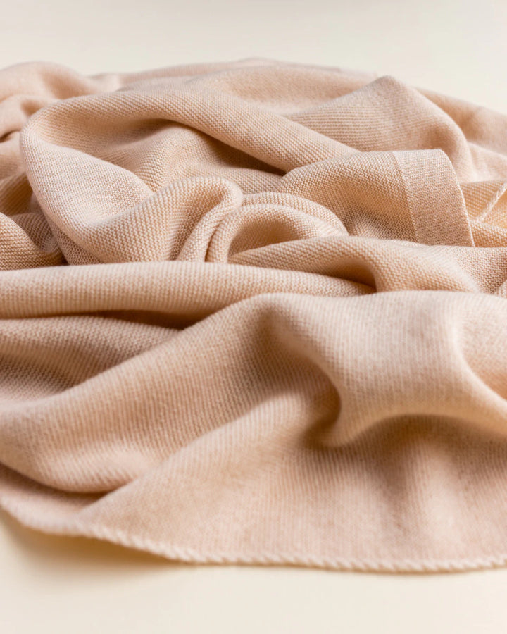 Hvid Knitwear organic merino wool baby kids blanket Eliz rib in oat beige sand neutral for newborn