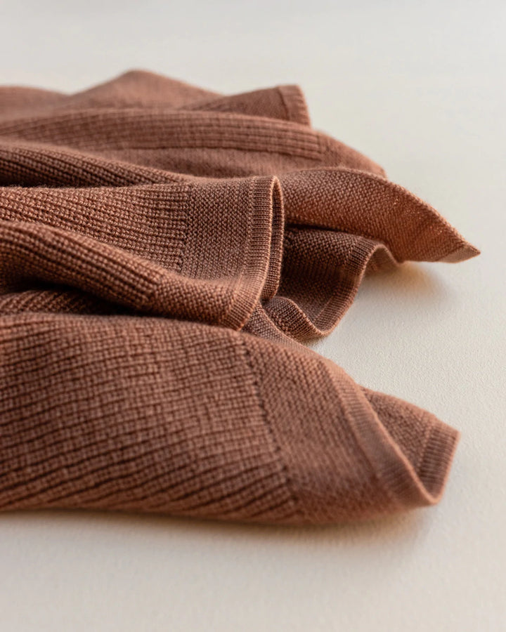 Hvid Knitwear organic merino wool baby kids blanket Felix rib in terracotta brown neutral for newborn