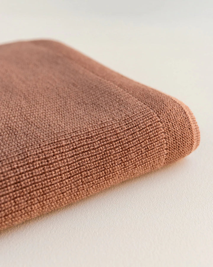 Hvid Knitwear organic merino wool baby kids blanket Felix rib in terracotta brown neutral for newborn