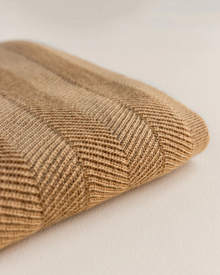 Hvid Knitwear organic merino wool baby kids blanket Freddie rib in ochre mustard neutral for newborn