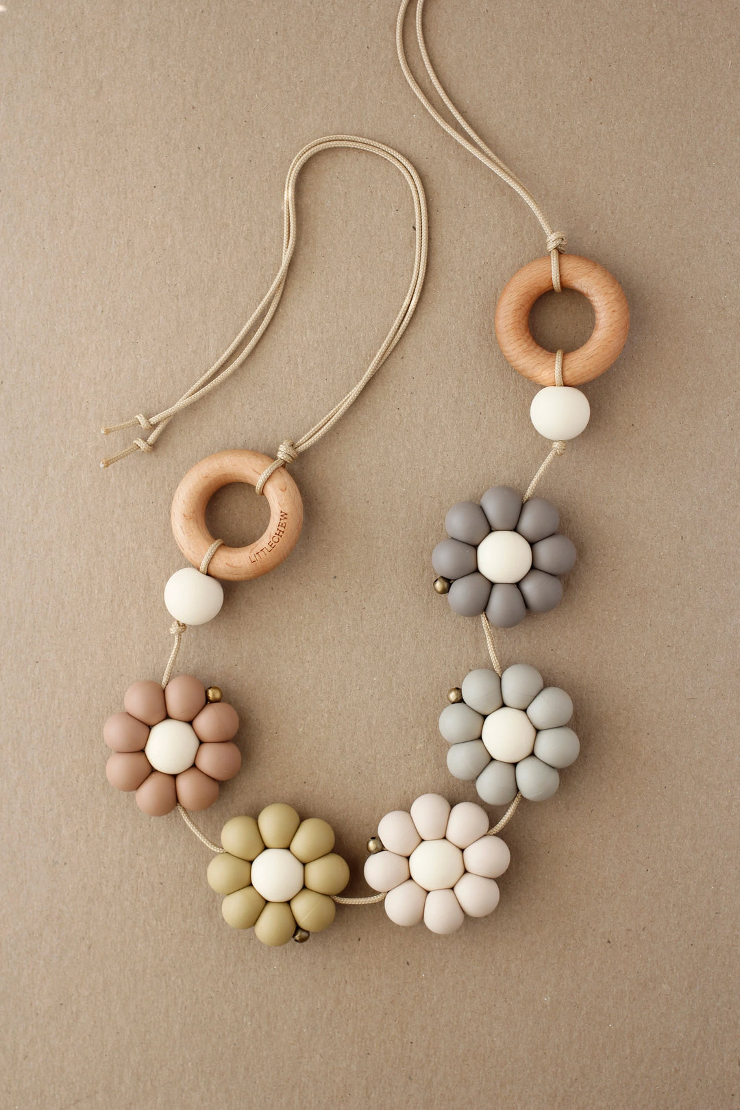 Pram Garland - Daisy (Neutral)