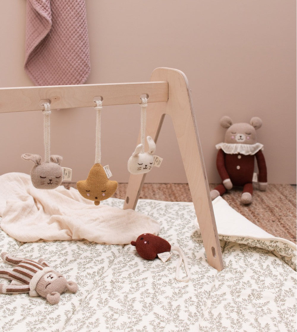 Main Sauvage bunny toy rattle for activity baby play gym with string