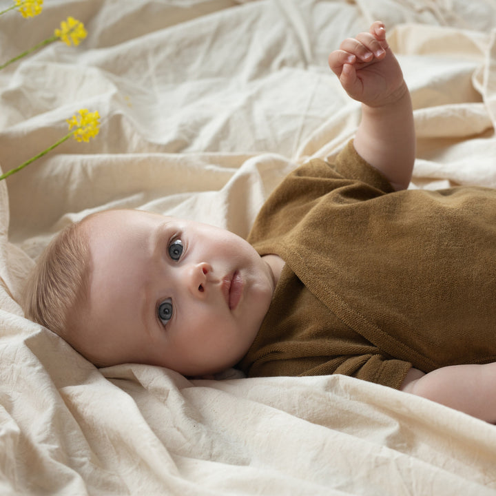 Cross-over Frotté Onesie (Dried Herb)