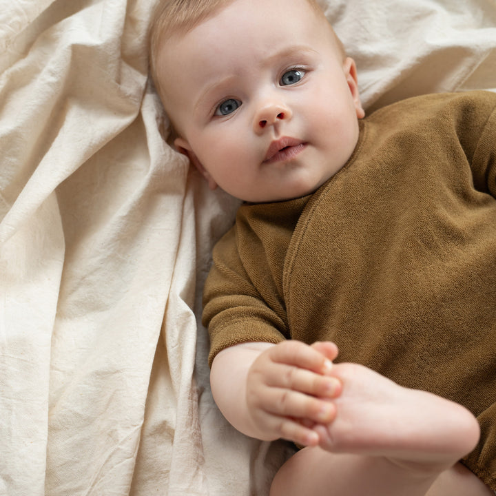 Cross-over Frotté Onesie (Dried Herb)