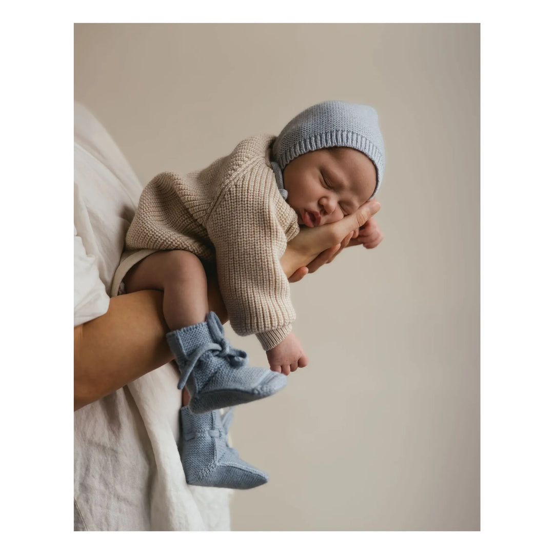 Hvid_light_blue_baby_booties_Merinowool